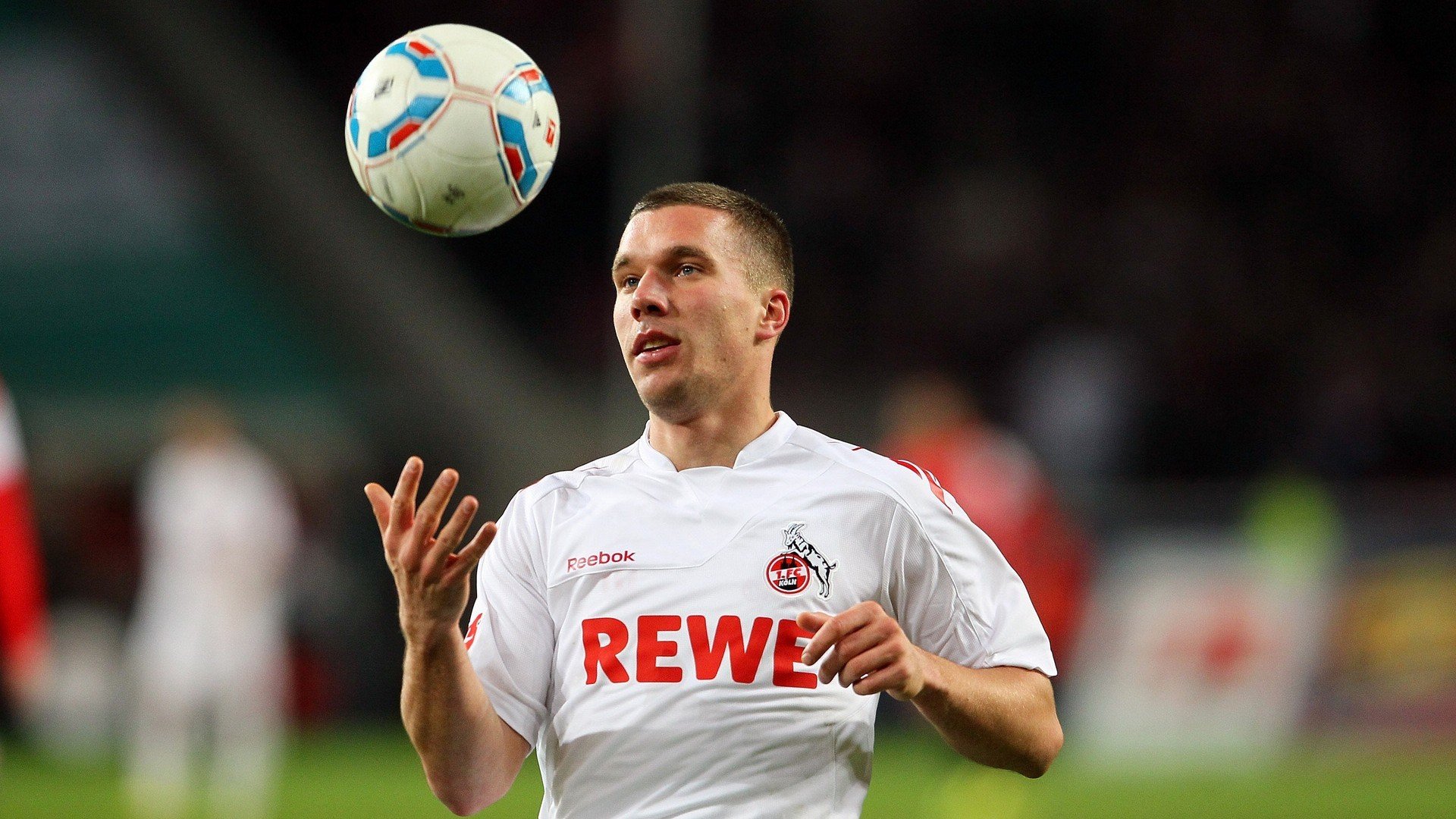 开云体育APP下载-铁闸轰鸣！卡塞米罗皇马vs秘鲁一战封神，教科书级中场统治力